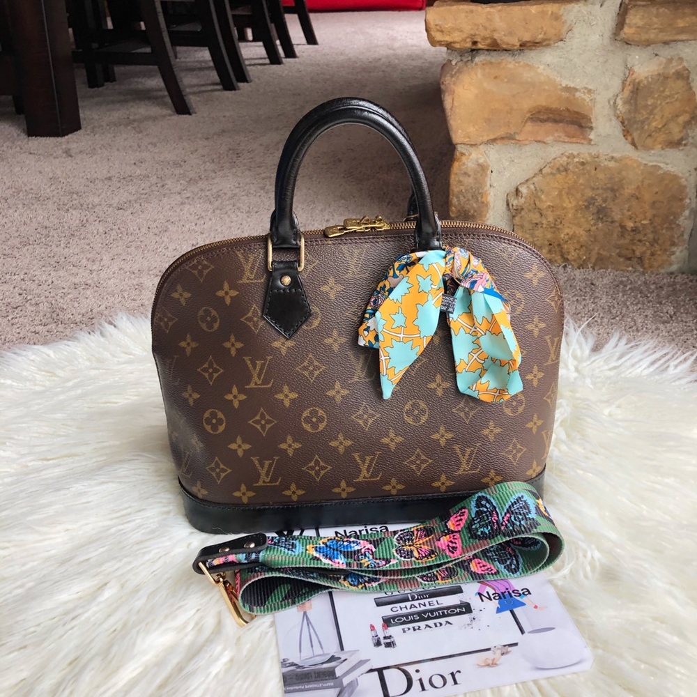❌❌Sold❌❌ Alma Louis Vuitton Monogram Hand Bag